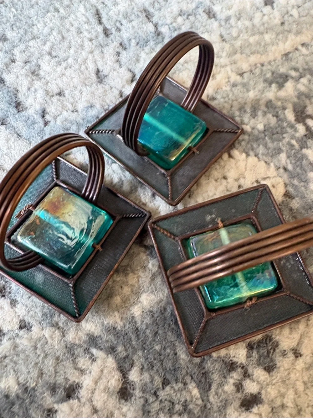 Pier 1 Vintage set of: 6 green blue glass copper napkin rings.